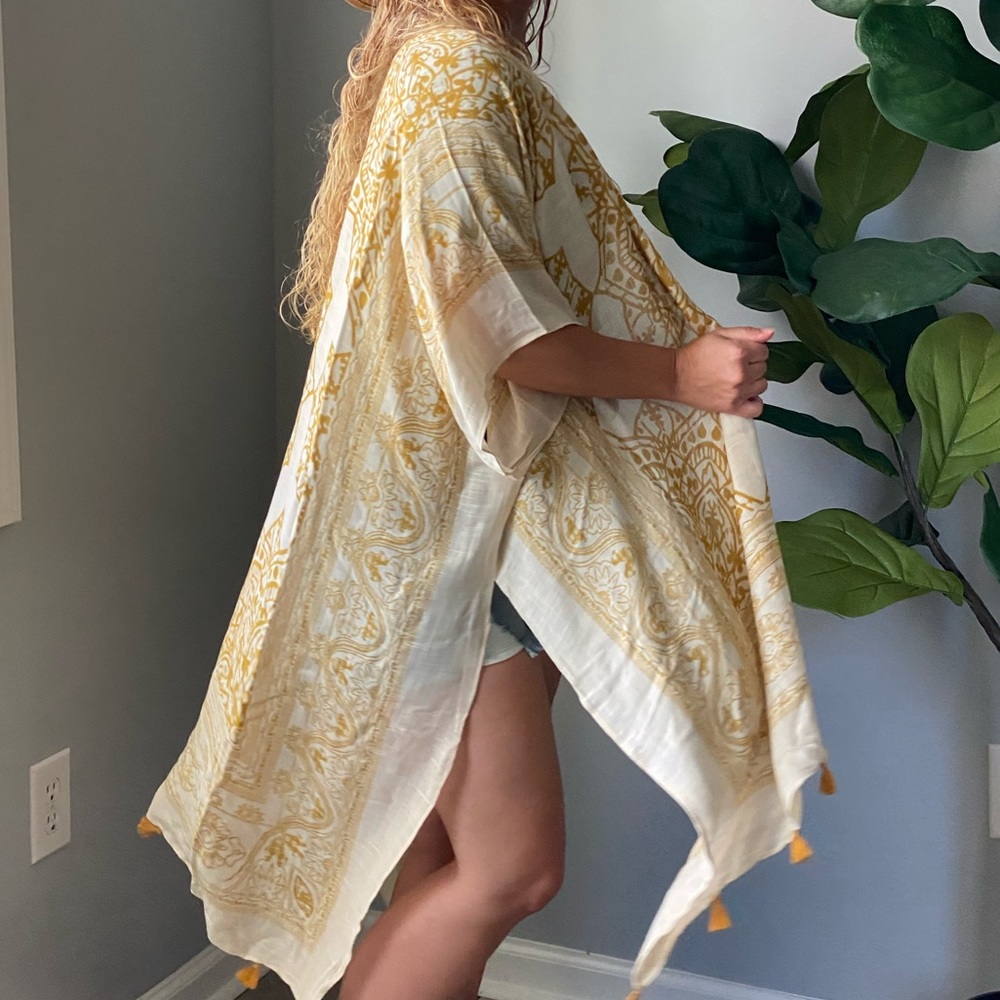 Last One• Mustard Ornate Mandala Kimono - Picture 6 of 7
